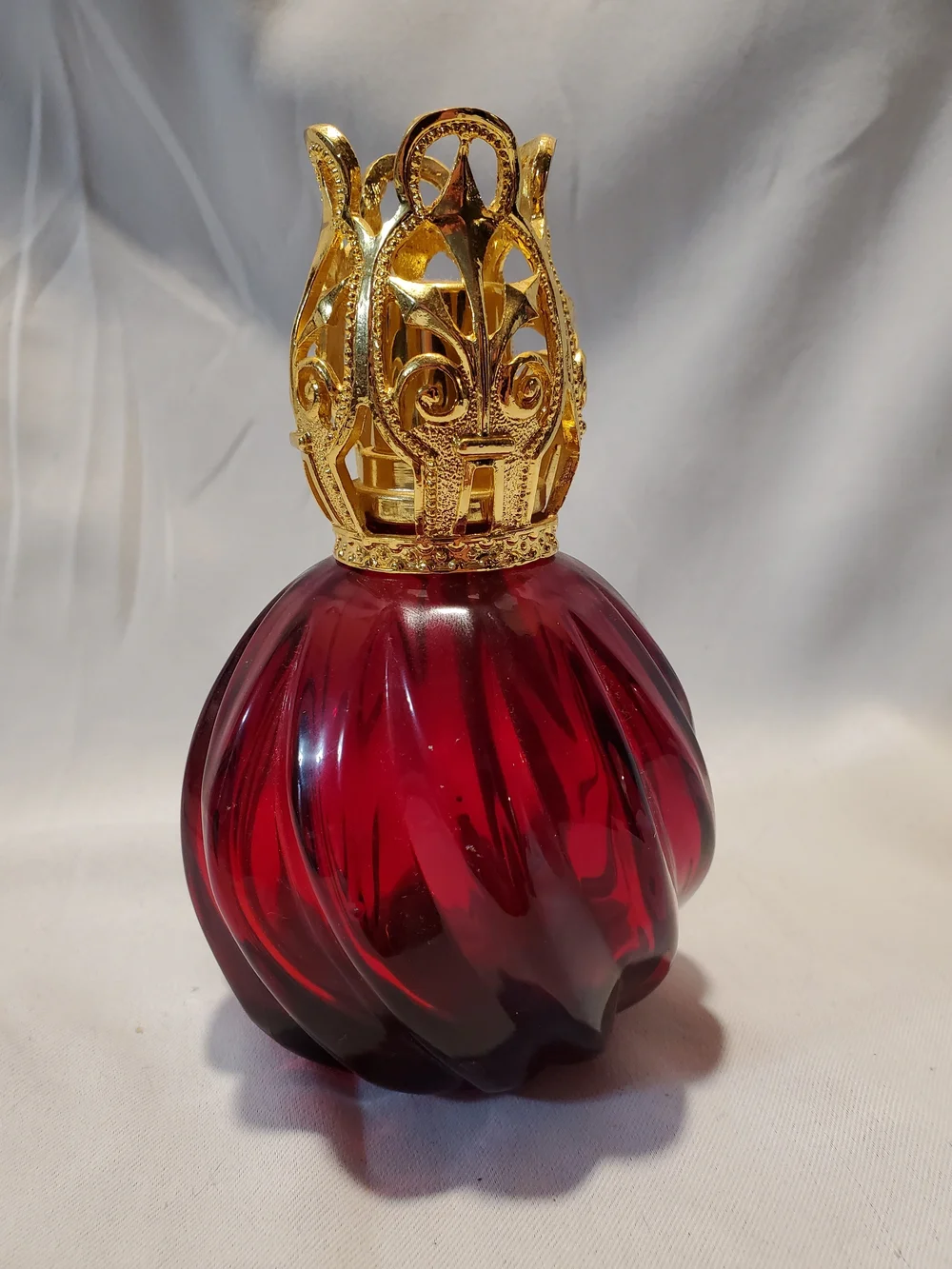 Alexandria's Ruby Spiral Catalytic Effusion Fragrance Lamp TLP-G-RED - Mint/Comp